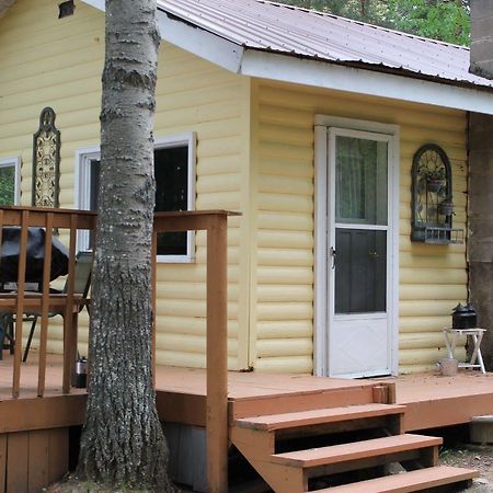 Algonquin'S Edge Resort Madawaska Ngoại thất bức ảnh